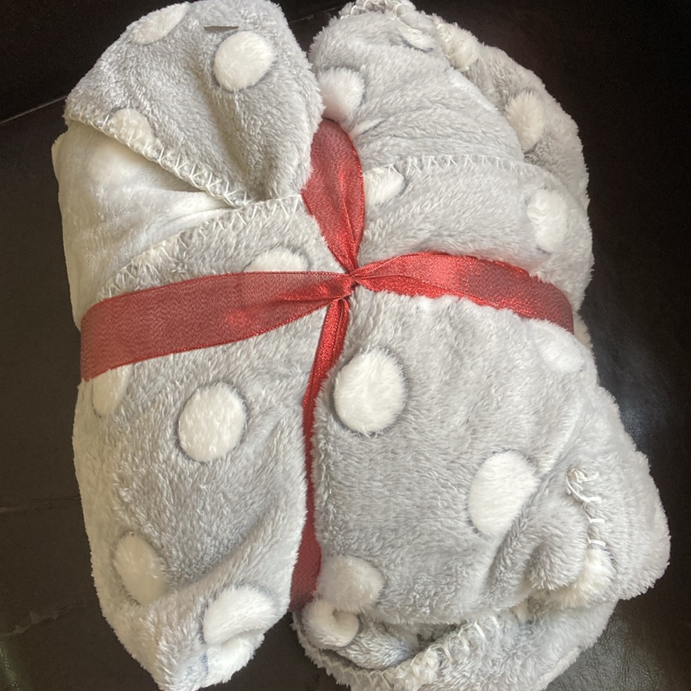 Secret Treasures textured plus robe - Picture 3 of 6